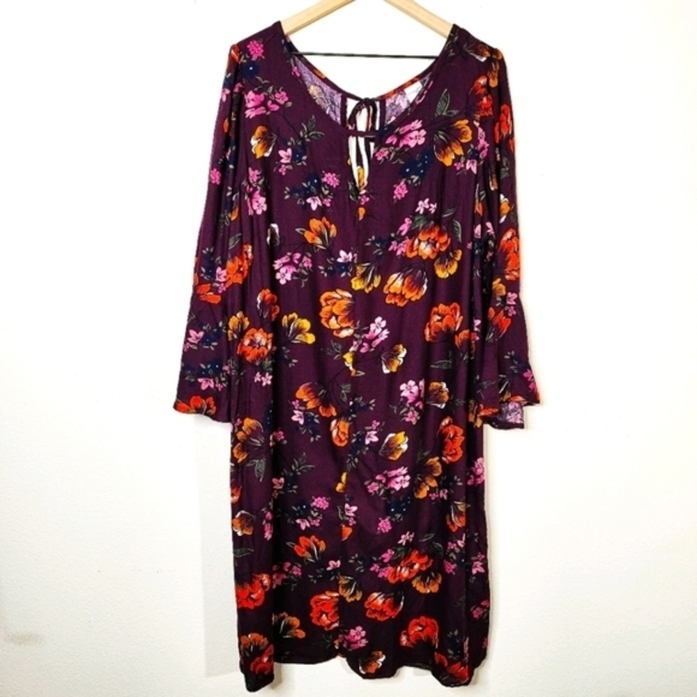 Terra & Skye Midi Floral Dress Flare Sleev…